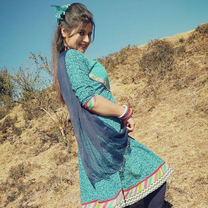 pooja bhandari